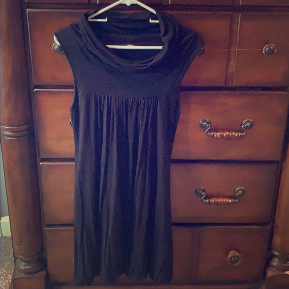 Sleeveless little black dress
